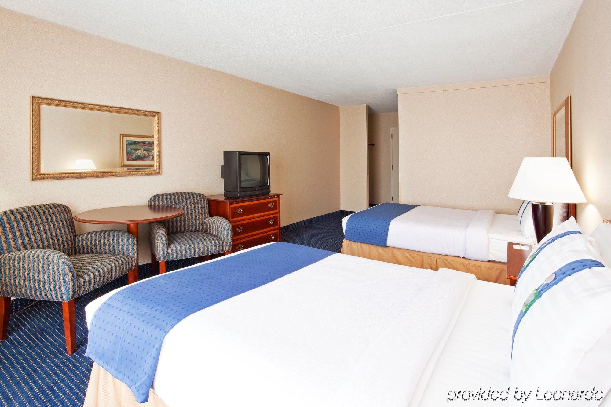 Holiday Inn Akron-West By Ihg Montrose Pokoj fotografie